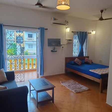 Contemporary Studio Apartment In Calangute, Goa Bagian luar foto
